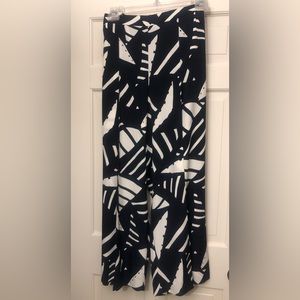 These are Fun abstract Navy and Ivory pants